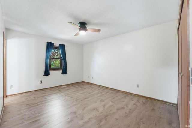 1417 Misty River Drive, Fort Wayne, IN 46808