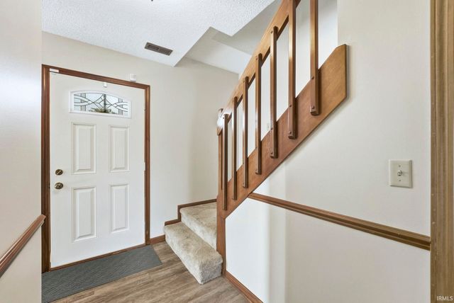 1417 Misty River Drive, Fort Wayne, IN 46808
