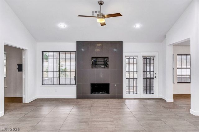 211 Garfield Drive, Henderson, NV 89074