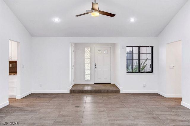 211 Garfield Drive, Henderson, NV 89074