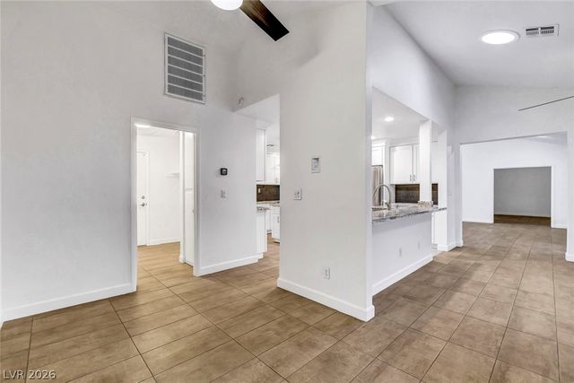 211 Garfield Drive, Henderson, NV 89074