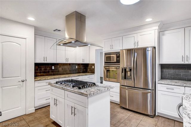 211 Garfield Drive, Henderson, NV 89074