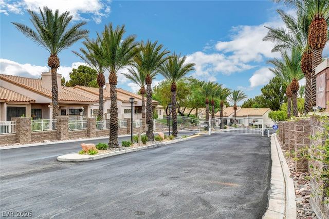 211 Garfield Drive, Henderson, NV 89074