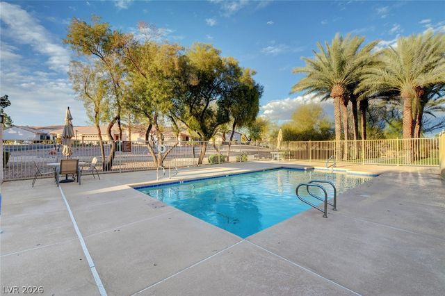 211 Garfield Drive, Henderson, NV 89074