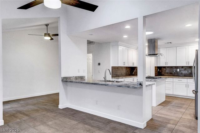 211 Garfield Drive, Henderson, NV 89074