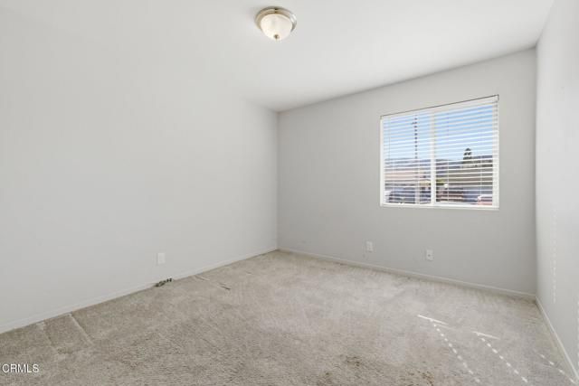 229 Wakeford Avenue, Santa Paula, CA 93060