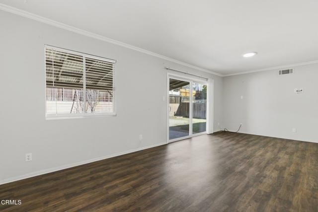 229 Wakeford Avenue, Santa Paula, CA 93060