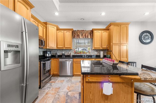 10100 N Wayland Avenue, Citrus Springs, FL 34434