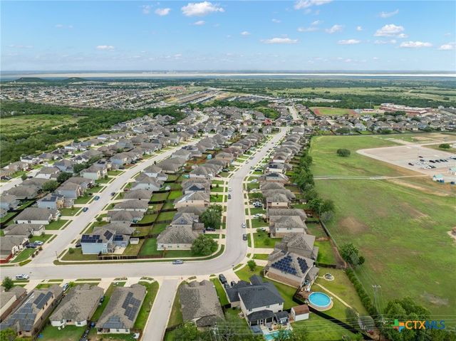 818 Hobby Road, Copperas Cove, TX 76522