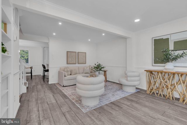 7980 TYSON OAKS CIR, Vienna, VA 22182