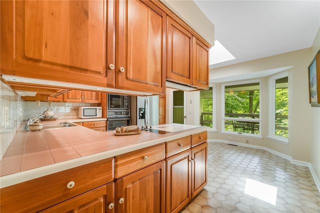 1 Hardwood Hill Road, Perinton, NY 14534