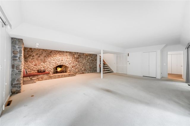 1 Hardwood Hill Road, Perinton, NY 14534