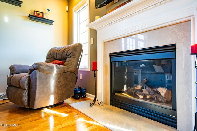 65 Cindy Crest Drive, Rotterdam, NY 12306