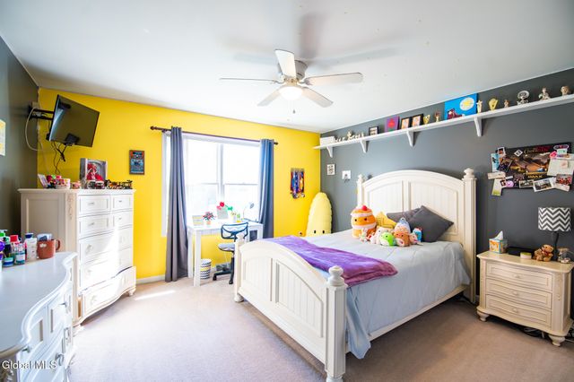 65 Cindy Crest Drive, Rotterdam, NY 12306