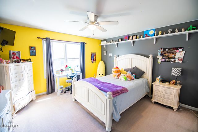 65 Cindy Crest Drive, Rotterdam, NY 12306