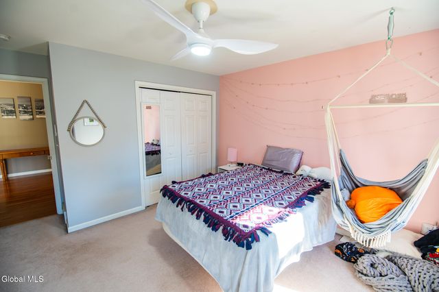 65 Cindy Crest Drive, Rotterdam, NY 12306