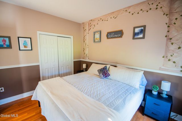 65 Cindy Crest Drive, Rotterdam, NY 12306