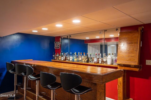 65 Cindy Crest Drive, Rotterdam, NY 12306