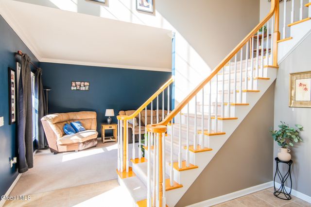 65 Cindy Crest Drive, Rotterdam, NY 12306