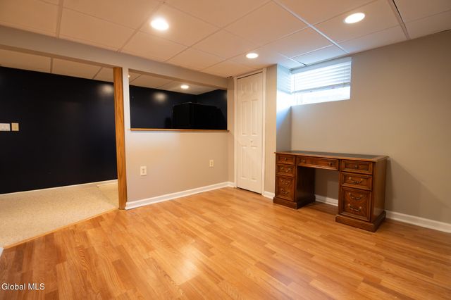 65 Cindy Crest Drive, Rotterdam, NY 12306