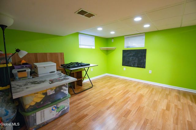 65 Cindy Crest Drive, Rotterdam, NY 12306