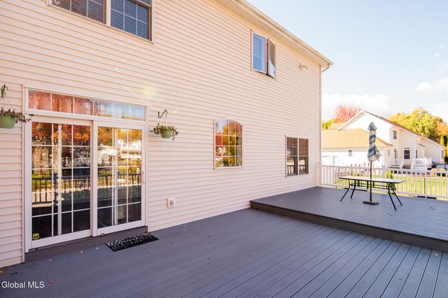 65 Cindy Crest Drive, Rotterdam, NY 12306