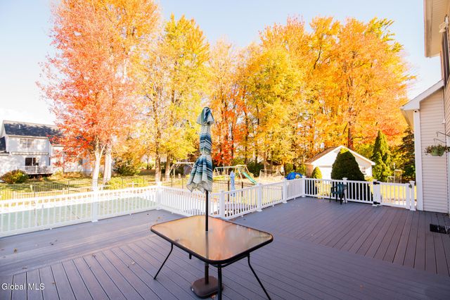 65 Cindy Crest Drive, Rotterdam, NY 12306