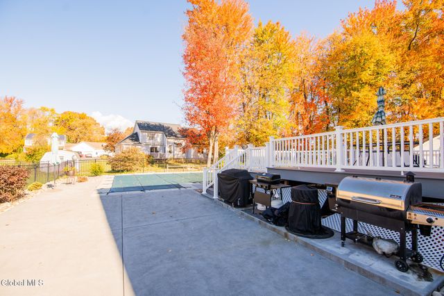 65 Cindy Crest Drive, Rotterdam, NY 12306