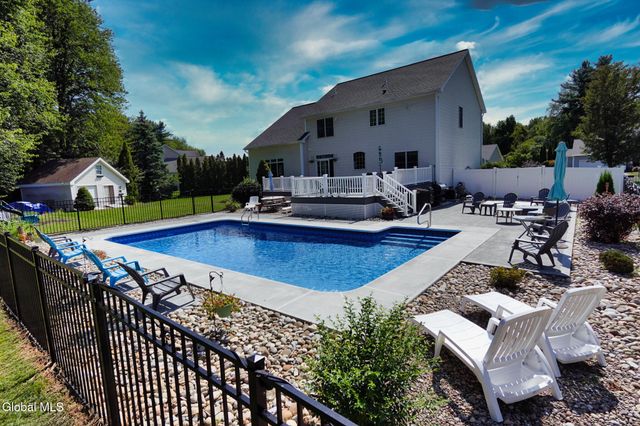 65 Cindy Crest Drive, Rotterdam, NY 12306