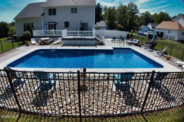 65 Cindy Crest Drive, Rotterdam, NY 12306