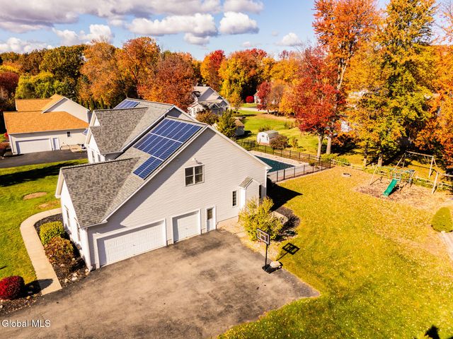 65 Cindy Crest Drive, Rotterdam, NY 12306