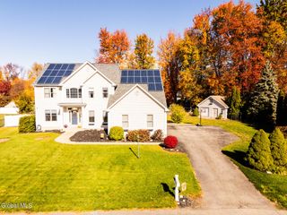 65 Cindy Crest Drive, Rotterdam, NY 12306