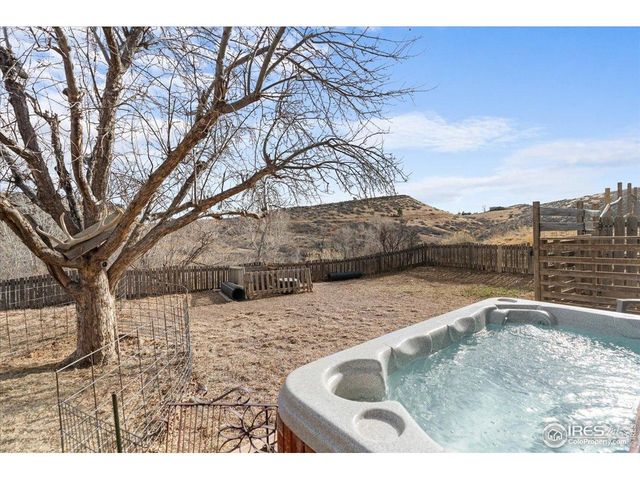 6600 Tamarax Ct, Loveland, CO 80538