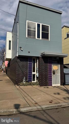 421-23 W SUSQUEHANNA AVE, Philadelphia, PA 19122