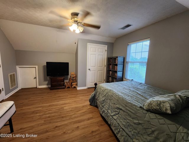 291 Flat Rock Rd, Elizabethtown, KY 42701