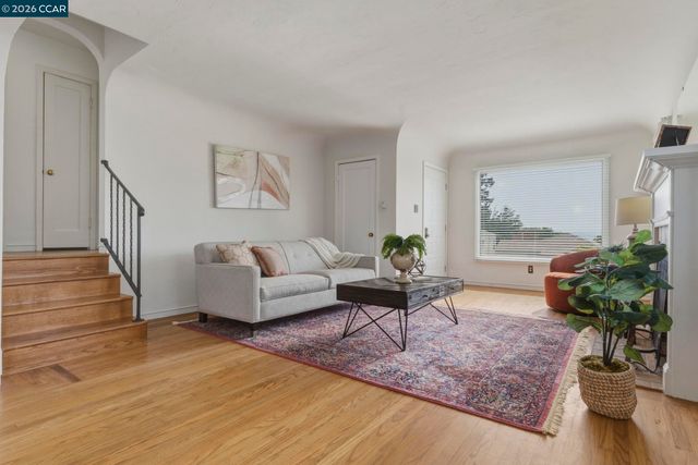 614 Kern St, Richmond, CA 94805