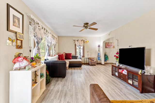 2734 S 45th STREET, Milwaukee, WI 53219