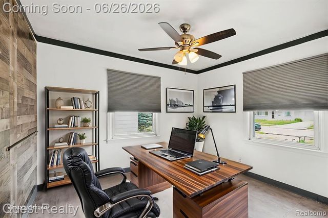 26215 Barnes Street, Roseville, MI 48066