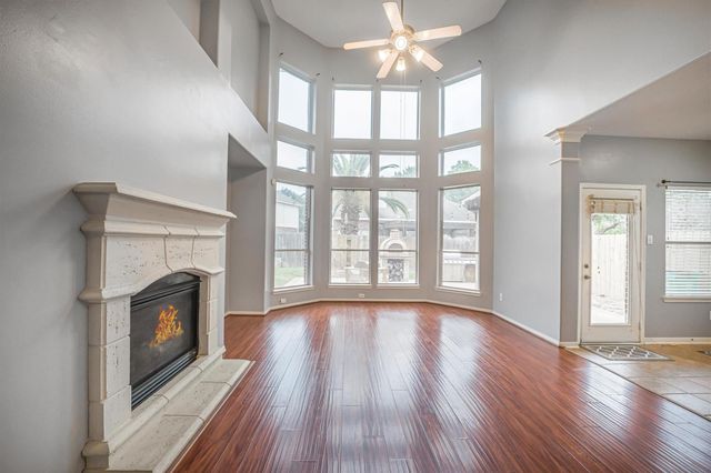 16706 Mallory Bridge Drive, Houston, TX 77095