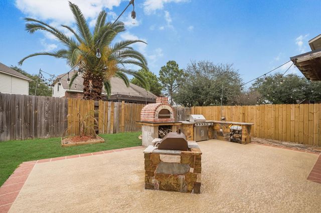 16706 Mallory Bridge Drive, Houston, TX 77095