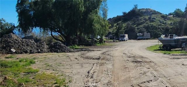 23250 El Nido, Perris, CA 92570