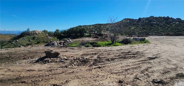 23250 El Nido, Perris, CA 92570