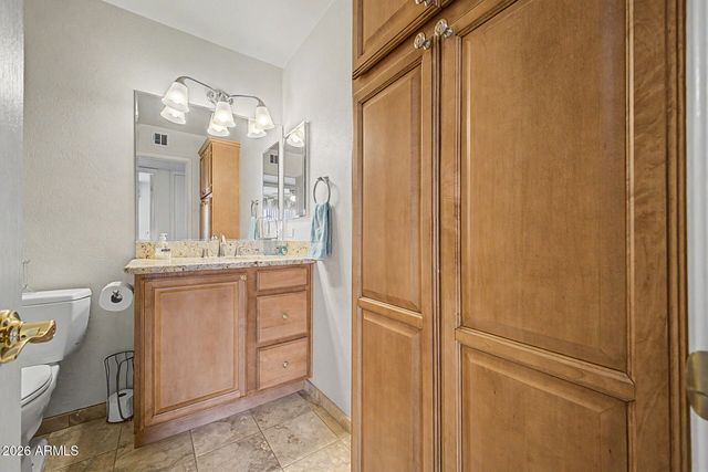 8701 E VERNON Avenue, Scottsdale, AZ 85257