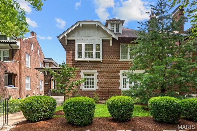 6959 Waterman Avenue, University City, MO 63130