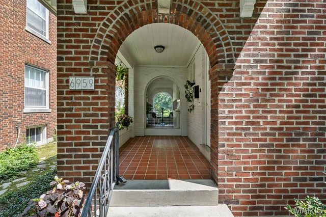 6959 Waterman Avenue, University City, MO 63130