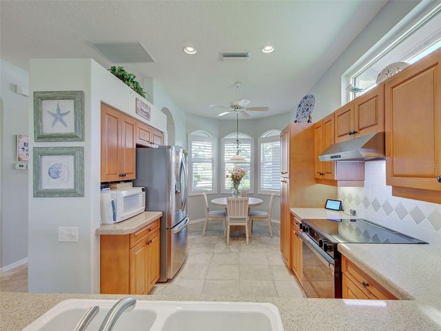 5011 SEAGRASS DRIVE, Venice, FL 34293