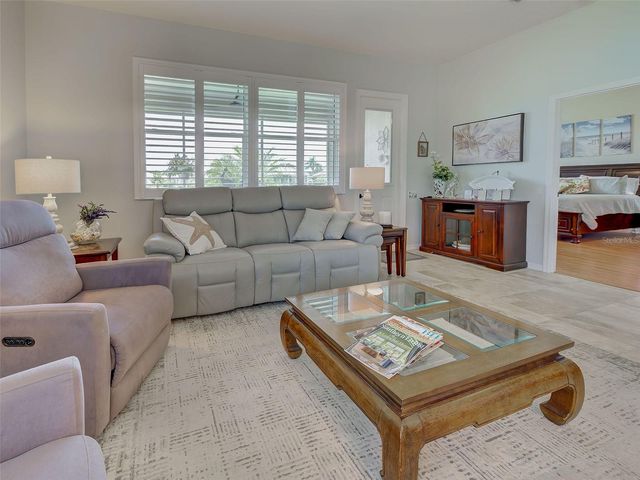 5011 SEAGRASS DRIVE, Venice, FL 34293