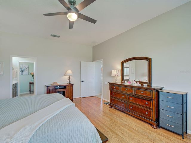 5011 SEAGRASS DRIVE, Venice, FL 34293