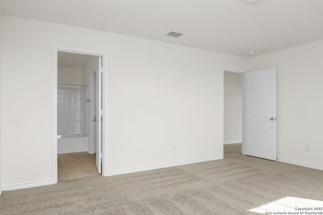 5218 BIG OAK RUN, Elmendorf, TX 78112