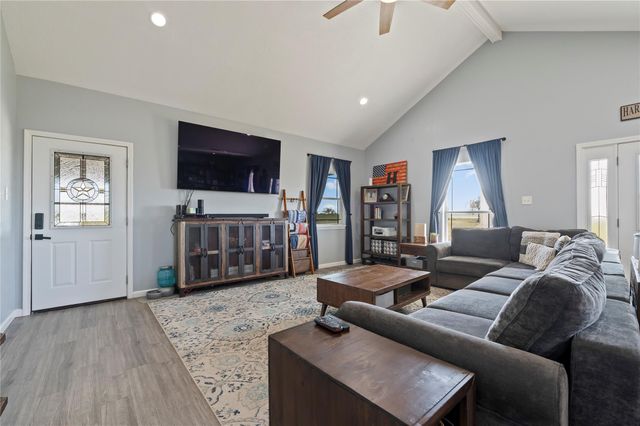 11301 S Fm 441 Road, Louise, TX 77455